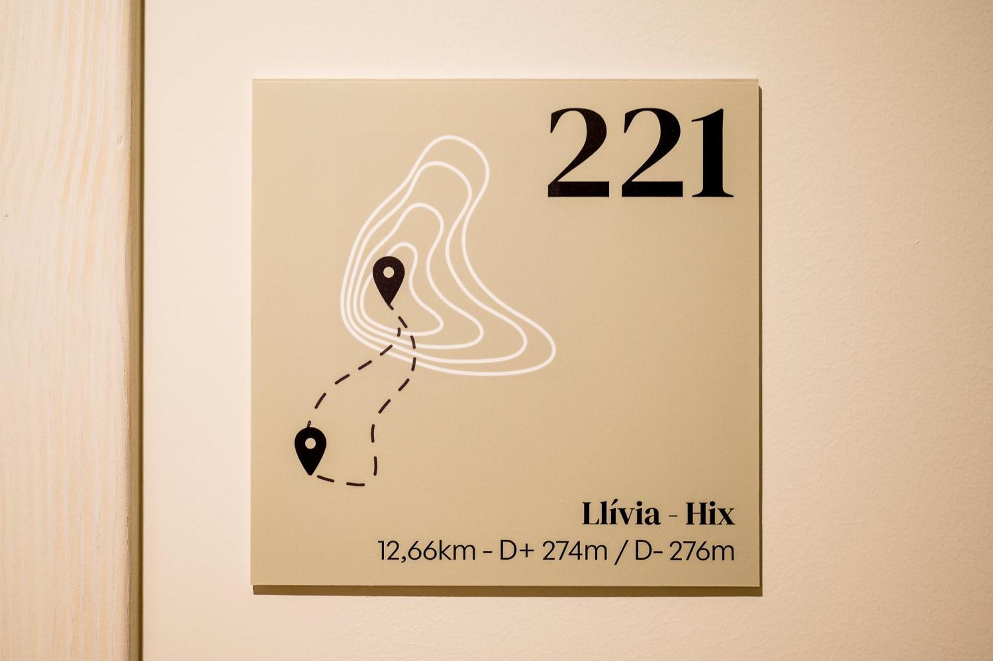 Hotel Llivia Exteriér fotografie