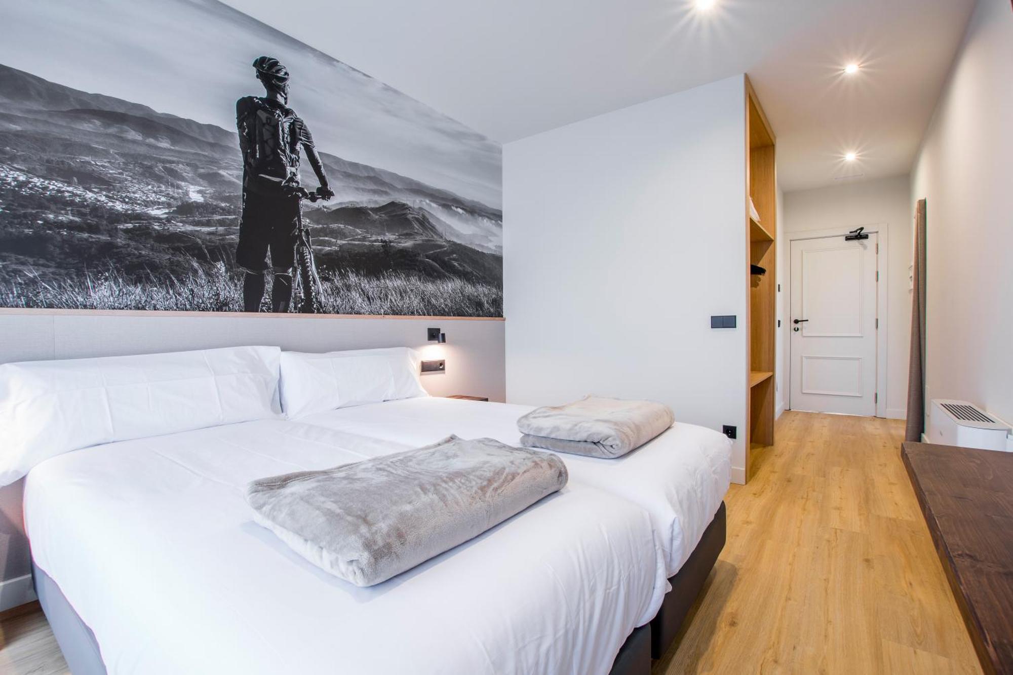 Hotel Llivia Exteriér fotografie