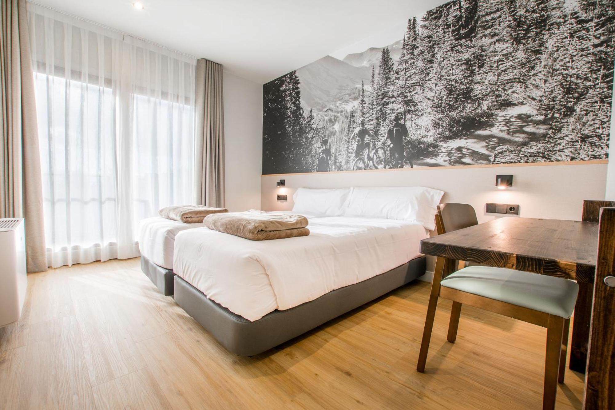Hotel Llivia Exteriér fotografie