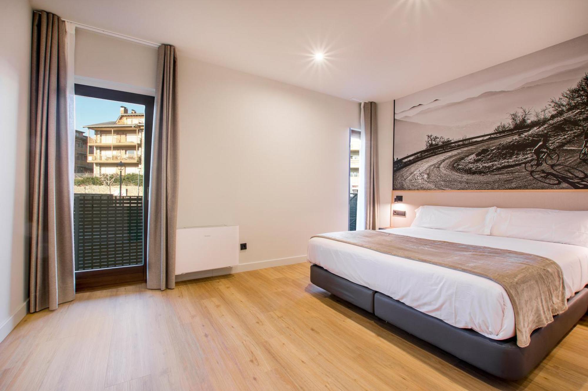 Hotel Llivia Exteriér fotografie