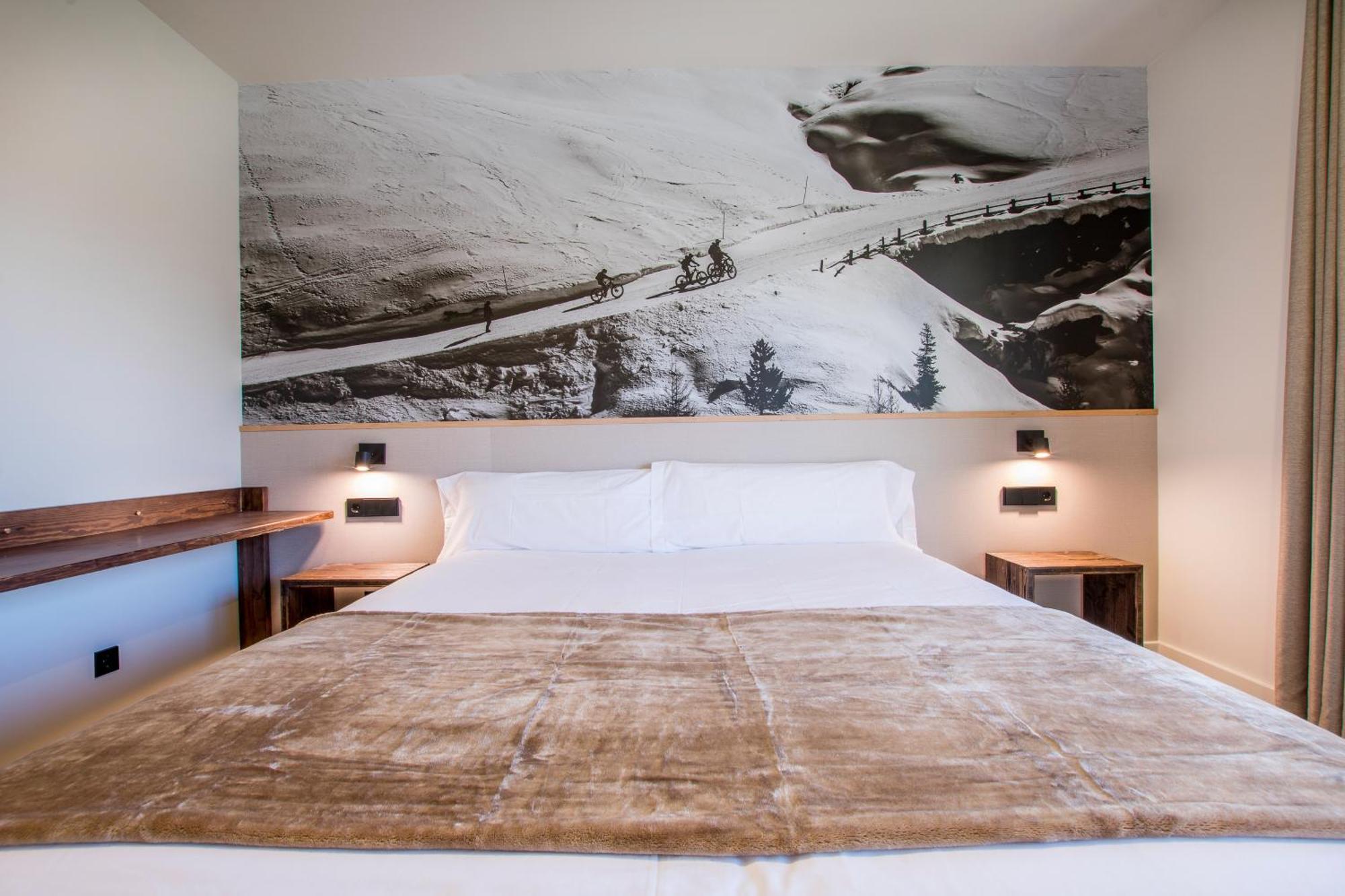 Hotel Llivia Exteriér fotografie
