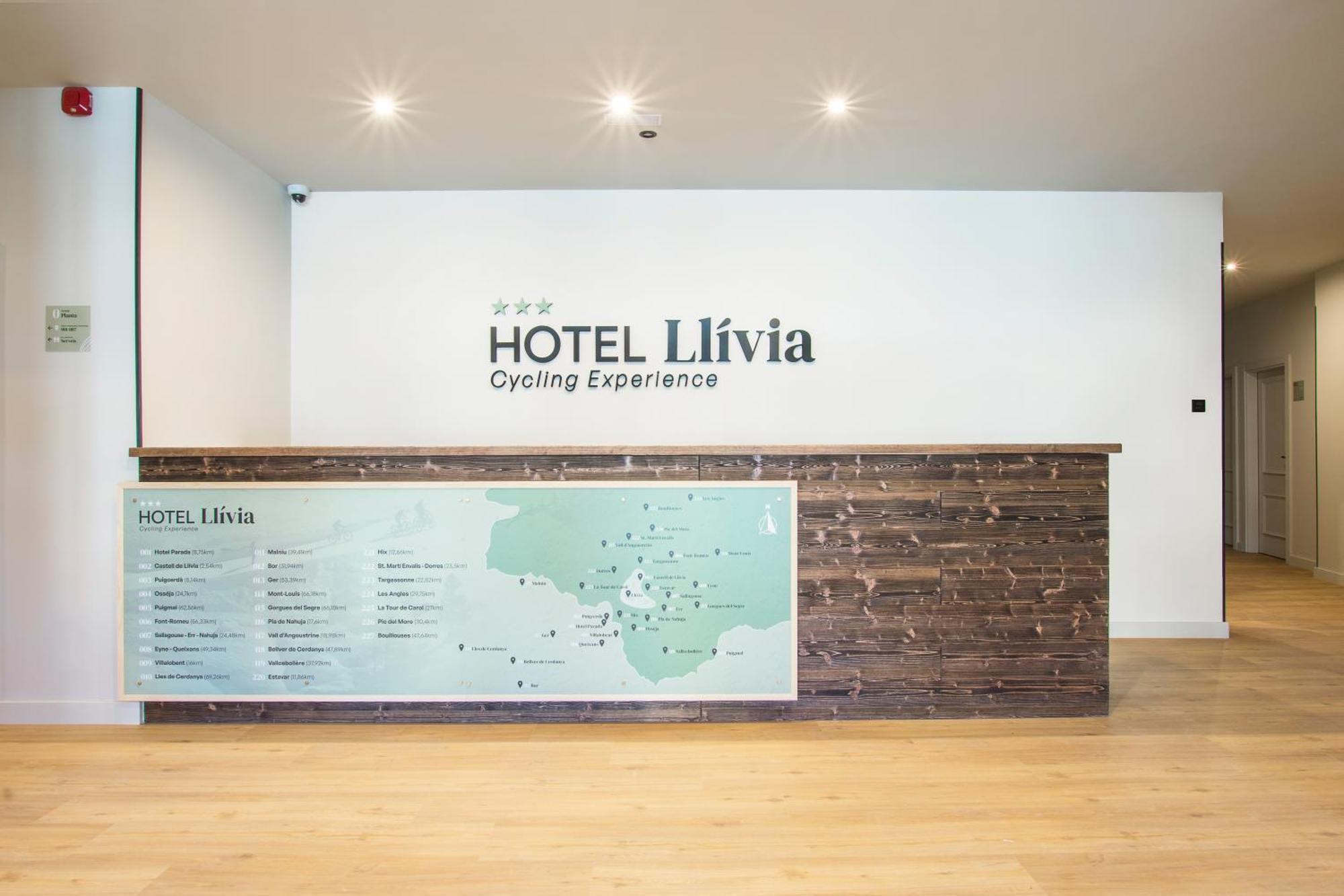 Hotel Llivia Exteriér fotografie